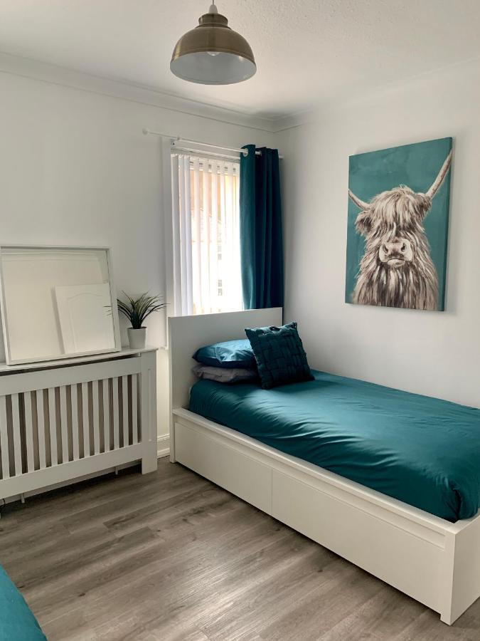 Nevis Rooms - Self Check In With Free Onsite Parking Inverlochy Екстериор снимка
