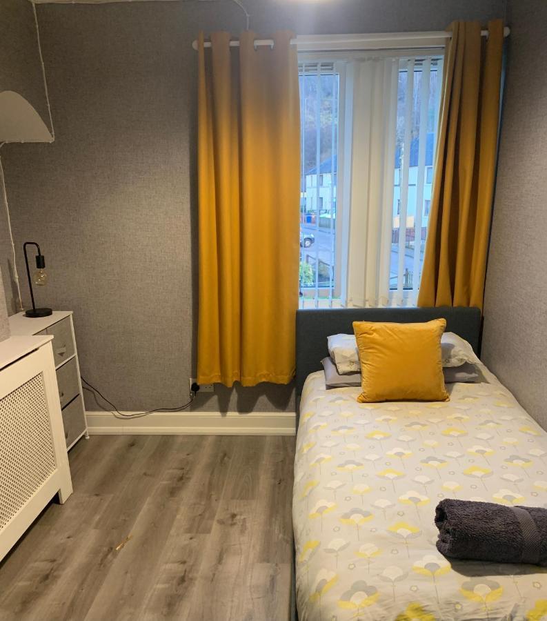 Nevis Rooms - Self Check In With Free Onsite Parking Inverlochy Екстериор снимка