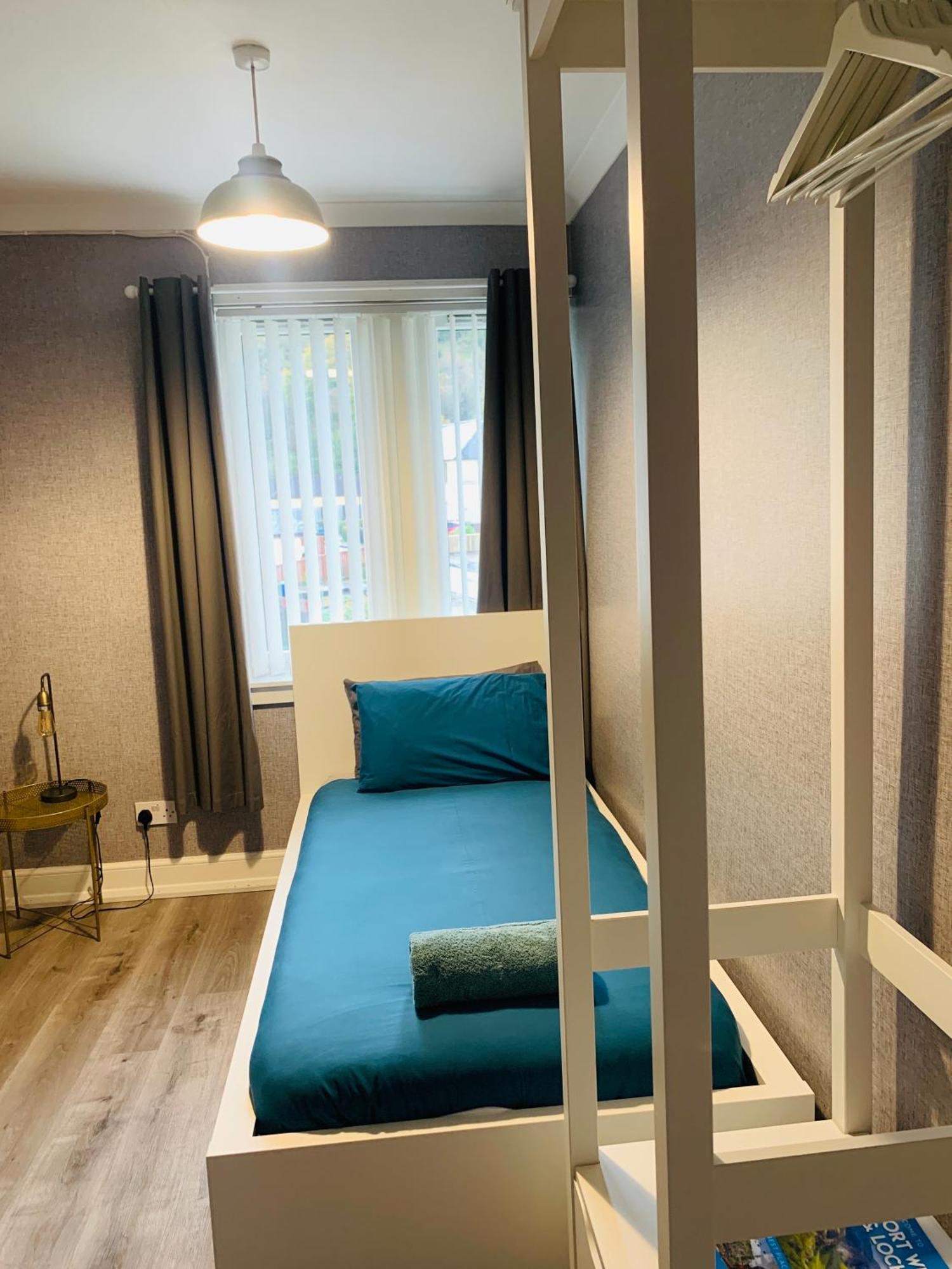 Nevis Rooms - Self Check In With Free Onsite Parking Inverlochy Екстериор снимка